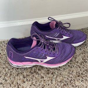 Mizuno Wave Inspire 11 running shoes